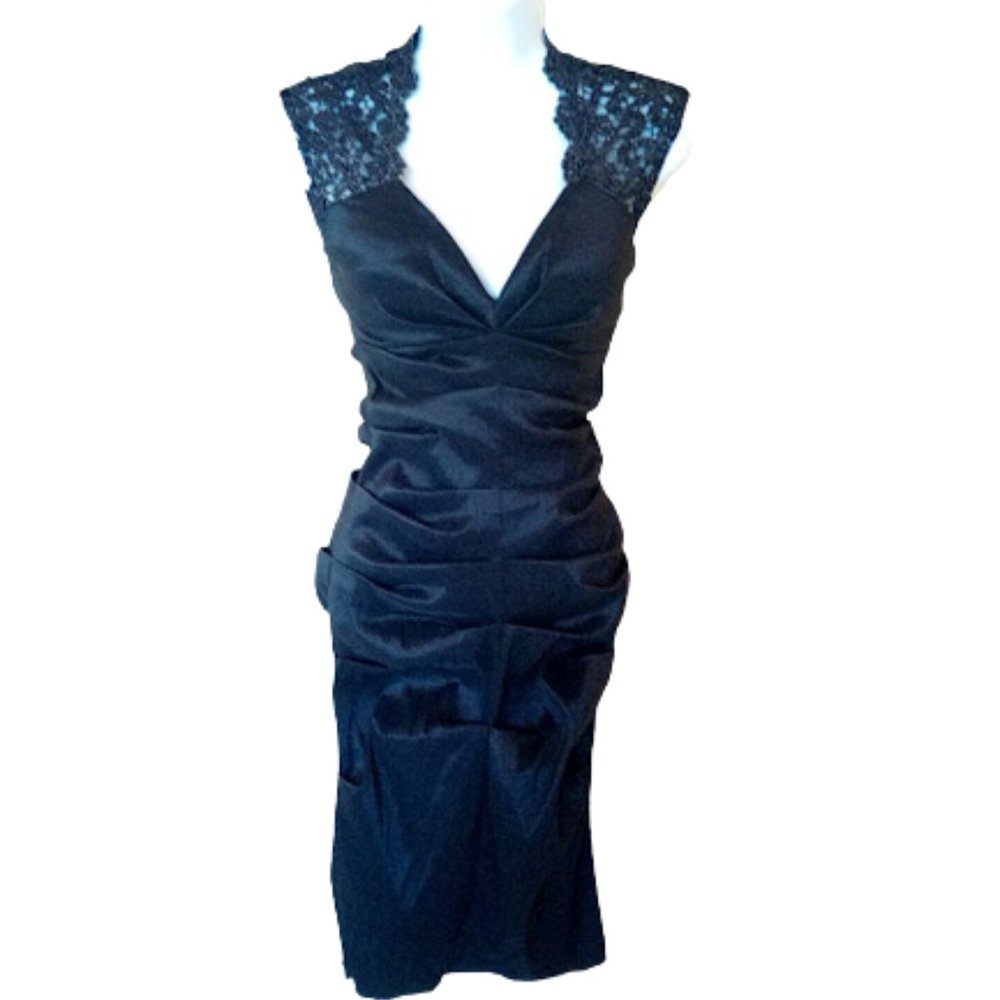 LE CHATEAU Black Lace Dress XXS NEW NWT (flaw)